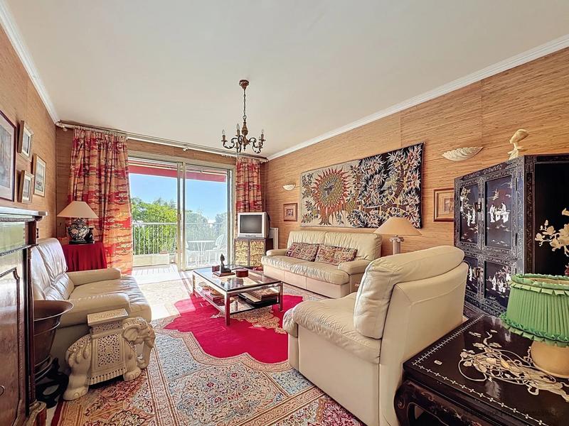 Appartement - 75 m² - 3 pièces