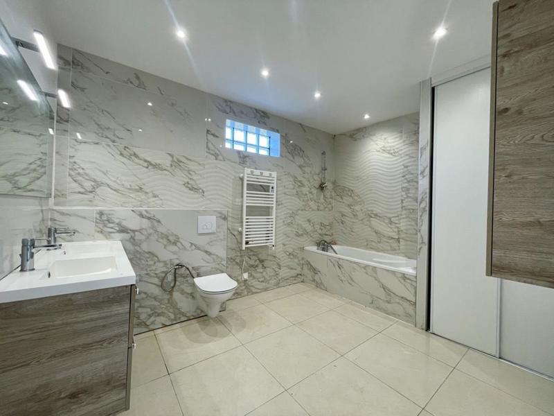 Pavillon - 118 m² - 4 pièces