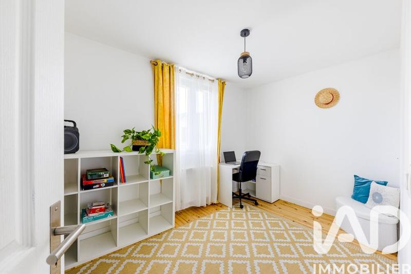 Maison - 90 m² - 6 pièces