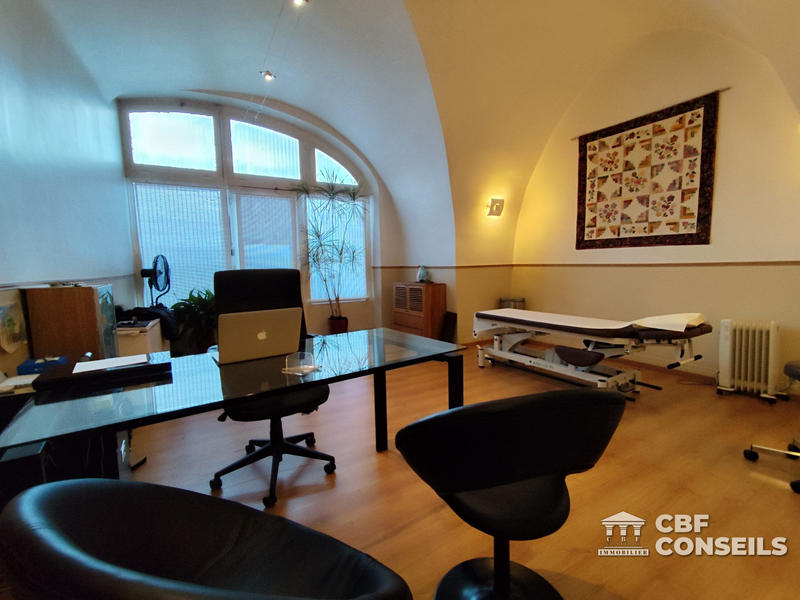 Local d'activités - 73 m²