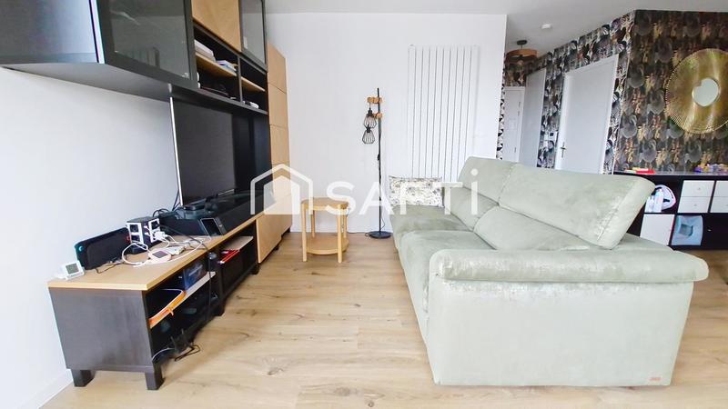 Appartement - 99 m² - 4 pièces