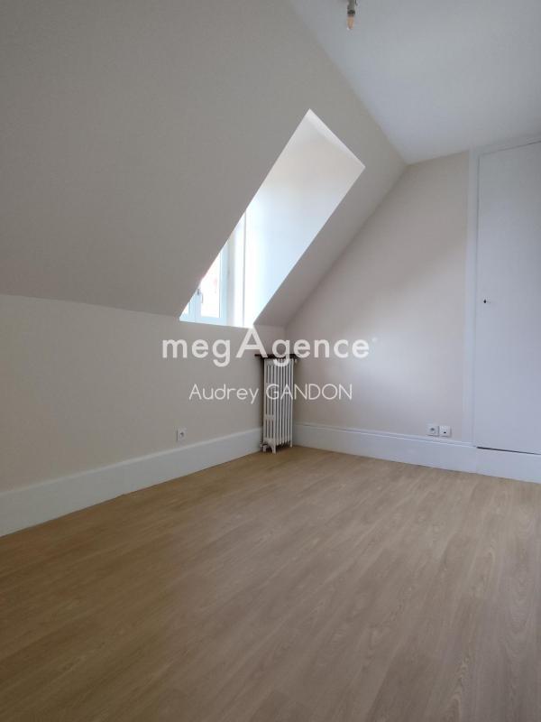 Appartement - 75 m² - 6 pièces