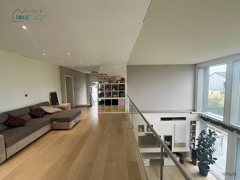 Maison - 195 m² - 7 pièces