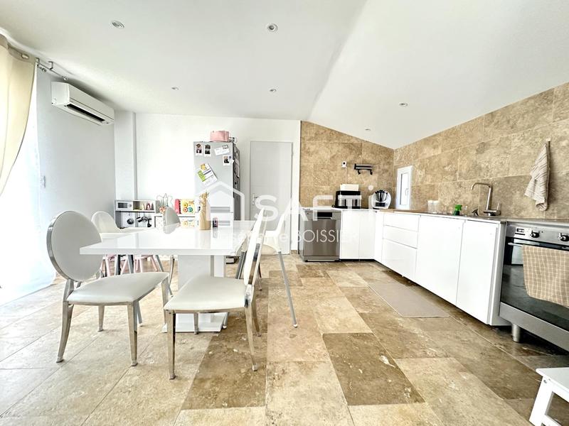 Maison - 98 m² - 4 pièces