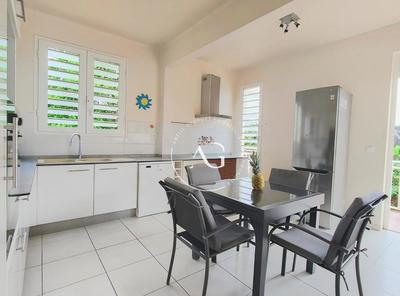 Villa - 177 m² - 5 pièces