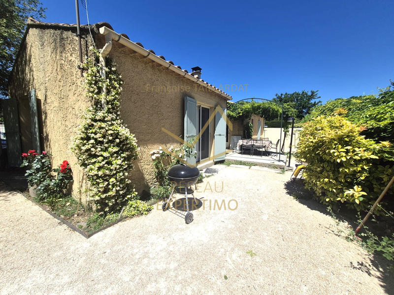 Maison - 111 m² - 5 pièces