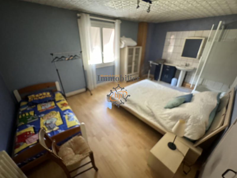 Maison - 310 m² - 12 pièces