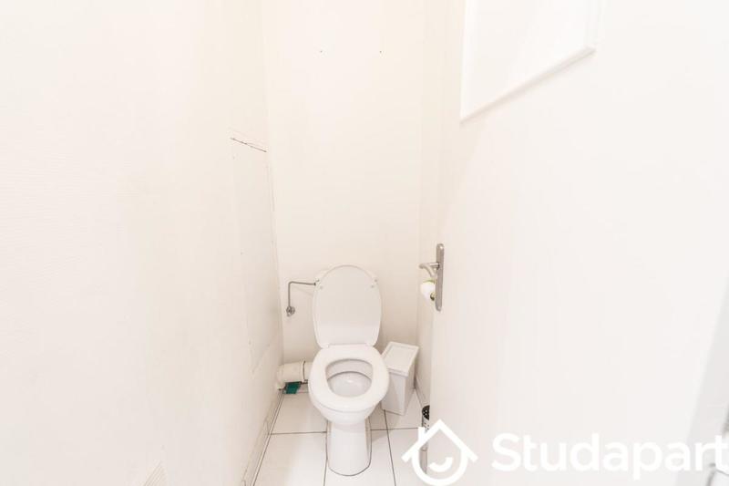 Chambre - 13 m² - 1 pièce