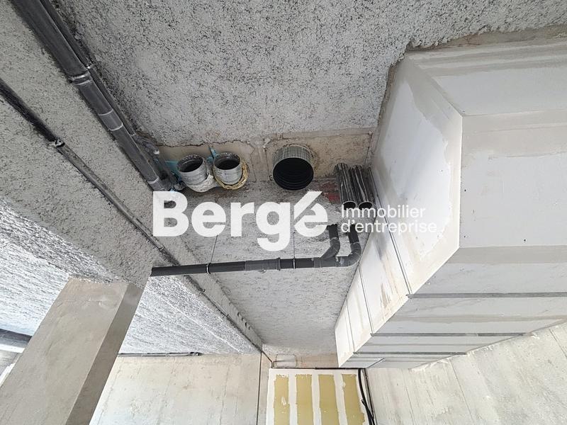 Local commercial - 140 m²