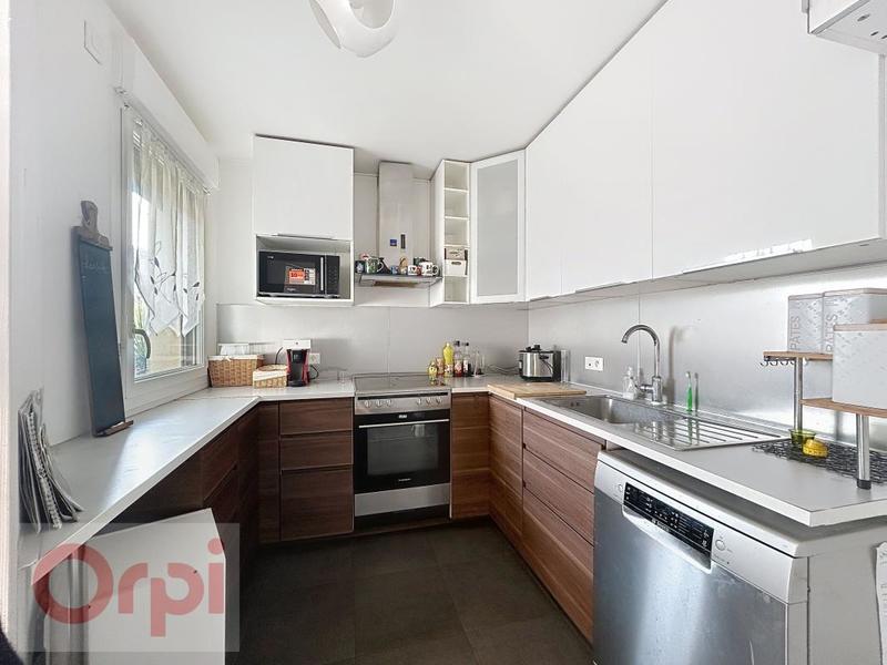 Appartement - 98 m² - 5 pièces