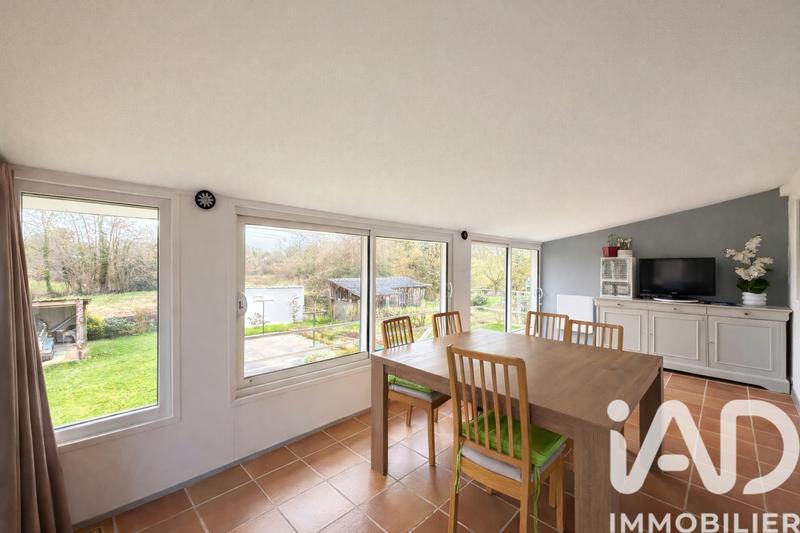 Maison - 95 m² - 5 pièces