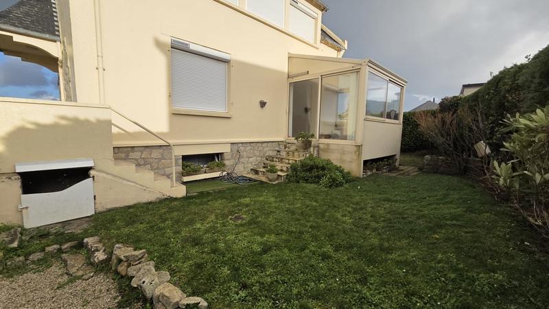 Maison traditionnelle - 100 m² - 4 pièces