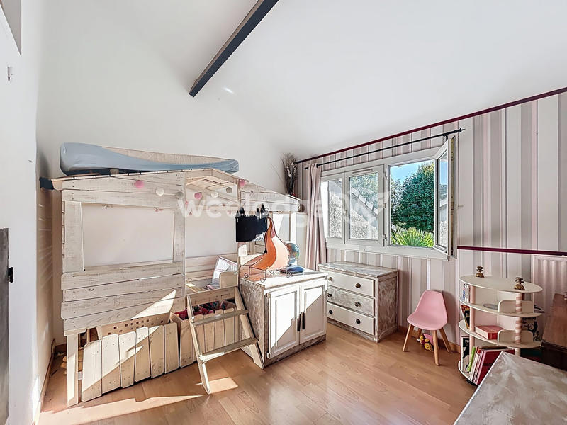 Maison - 99 m² - 5 pièces