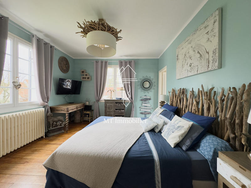 Maison - 181 m² - 8 pièces