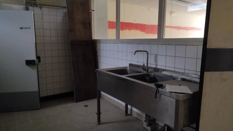 Local commercial - 140 m² - 3 pièces