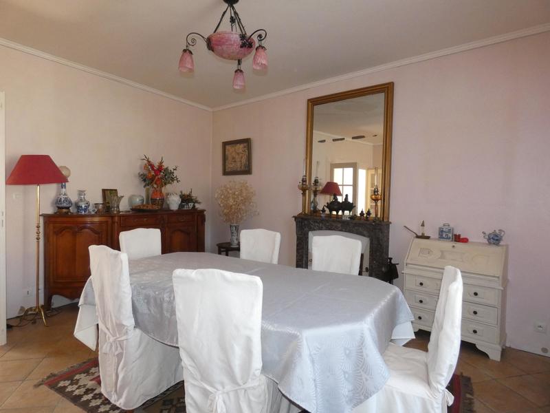 Villa - 217 m² - 8 pièces