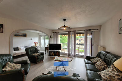 Appartement - 83 m² - 3 pièces