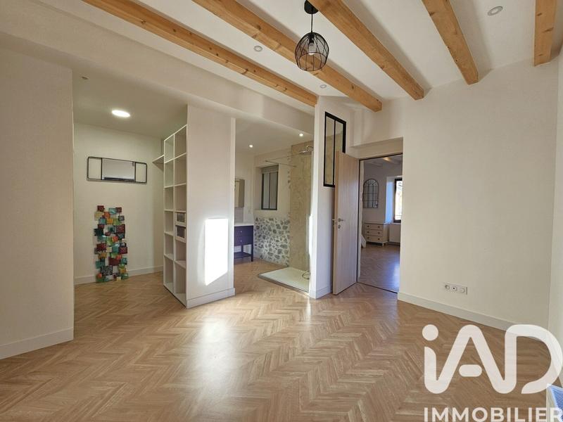 Maison - 111 m² - 6 pièces