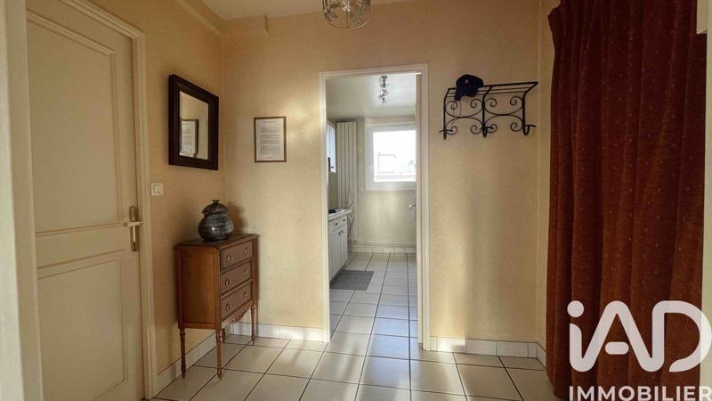 Appartement - 90 m² - 5 pièces