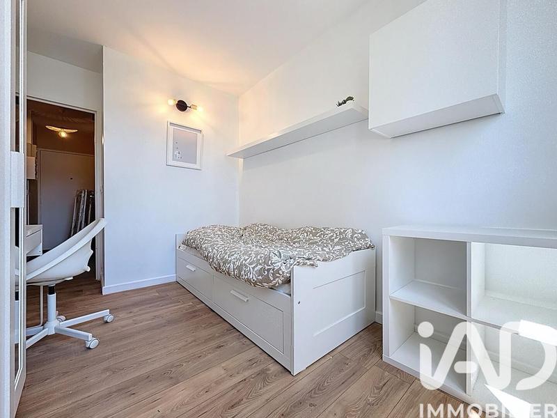 Appartement - 77 m² - 5 pièces