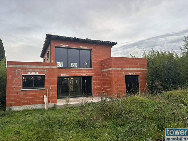 Maison - 170 m² - 5 pièces