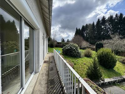 Maison - 170 m² - 10 pièces