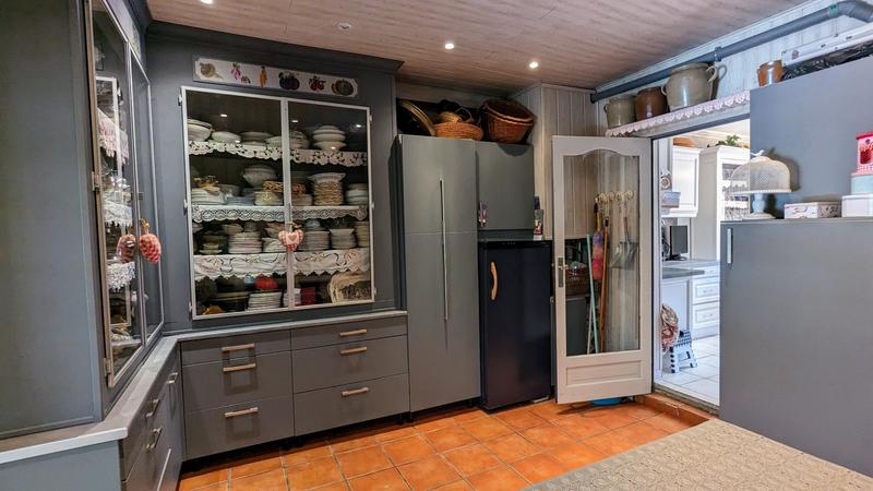 Maison - 222 m² - 6 pièces