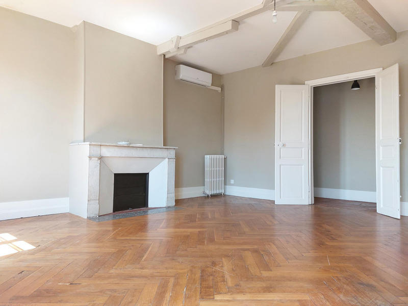 Appartement - 156 m² - 5 pièces