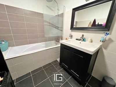 Appartement - 106 m² - 4 pièces