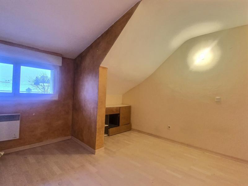 Maison - 200 m² - 10 pièces