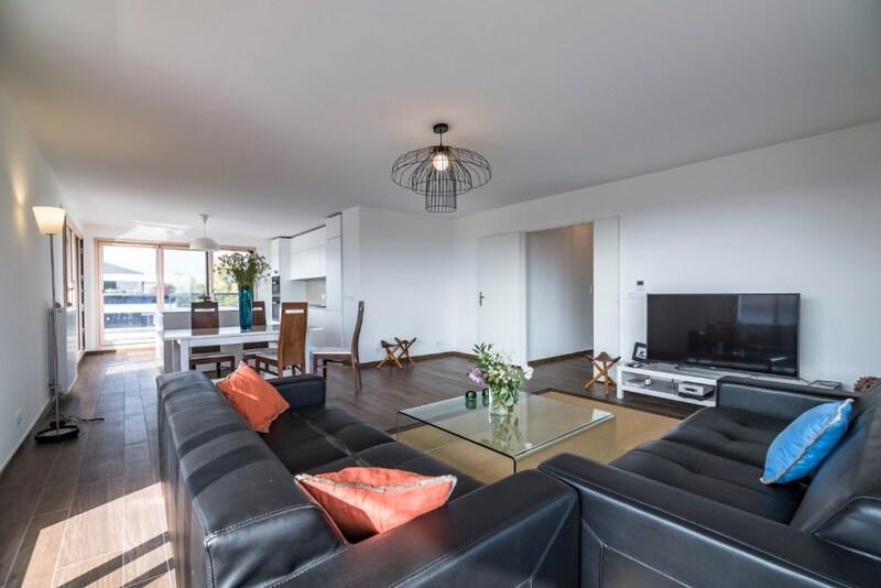 Appartement - 111 m² - 4 pièces