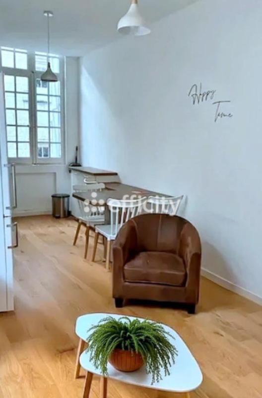 Immeuble - 105 m² - 5 pièces