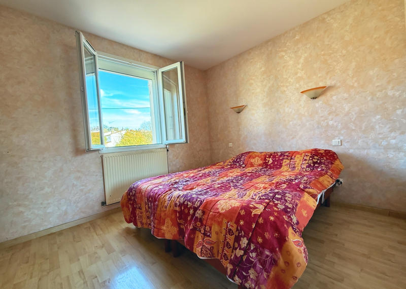 Maison - 95 m² - 5 pièces