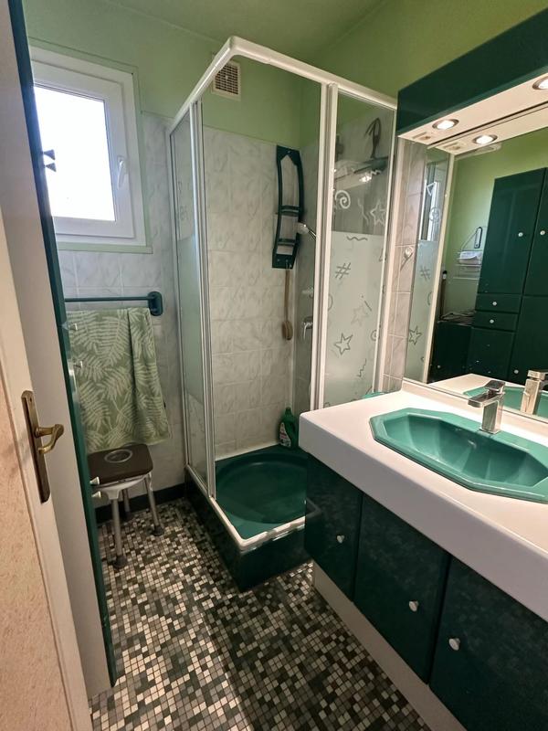 Maison - 96 m² - 6 pièces