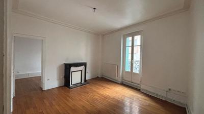 Appartement - 93 m² - 4 pièces