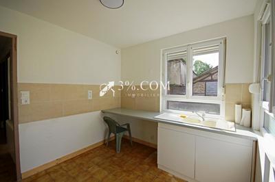 Maison - 95 m² - 6 pièces