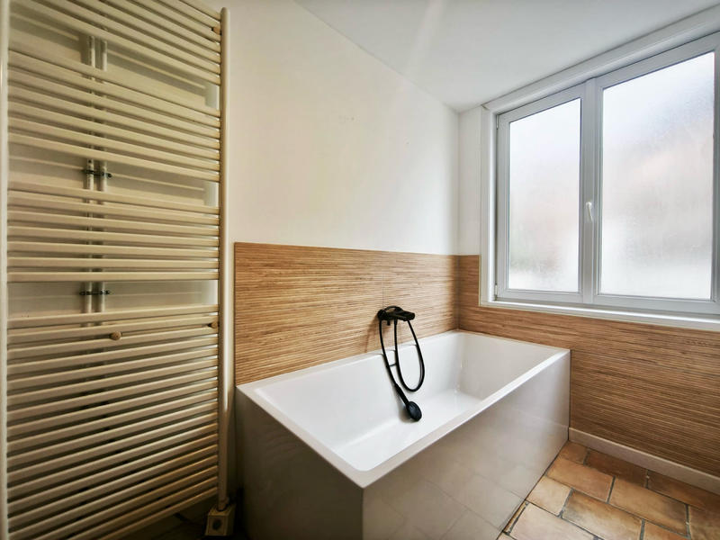 Maison ancienne - 180 m² - 8 pièces