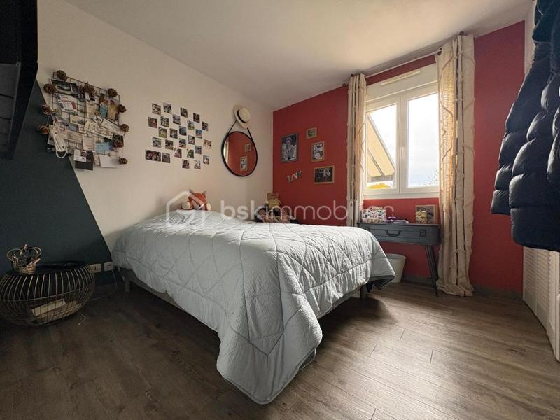 Maison - 92 m² - 5 pièces