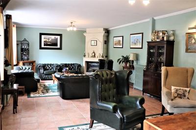 Maison - 250 m² - 9 pièces