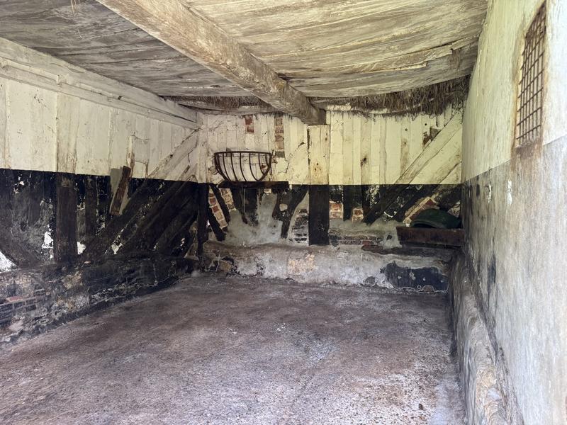 Maison ancienne - 300 m² - 7 pièces