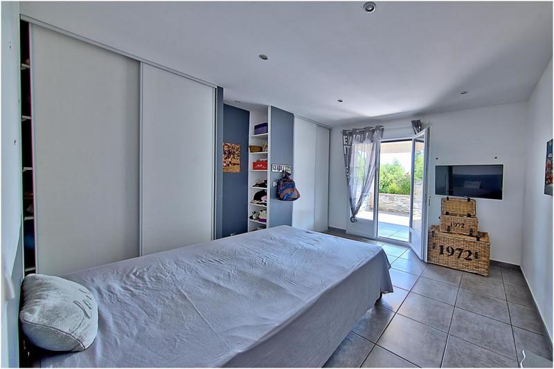 Maison d'architecte - 250 m² - 7 pièces