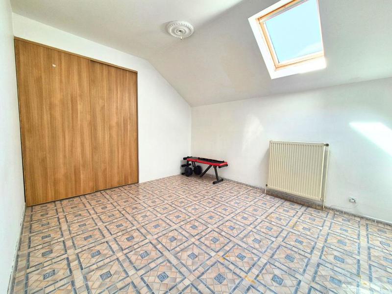 Maison - 168 m² - 7 pièces