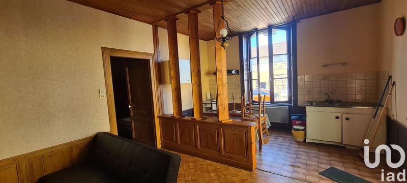 Maison - 220 m² - 8 pièces