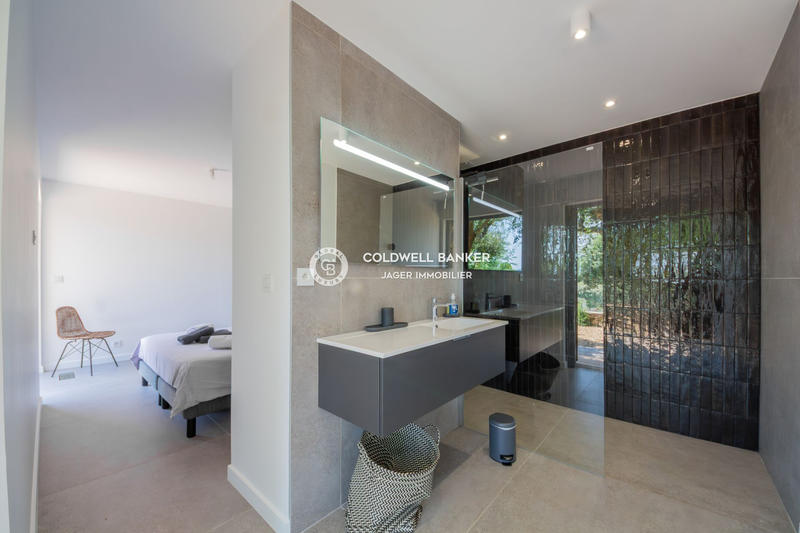 Villa - 171 m² - 5 pièces