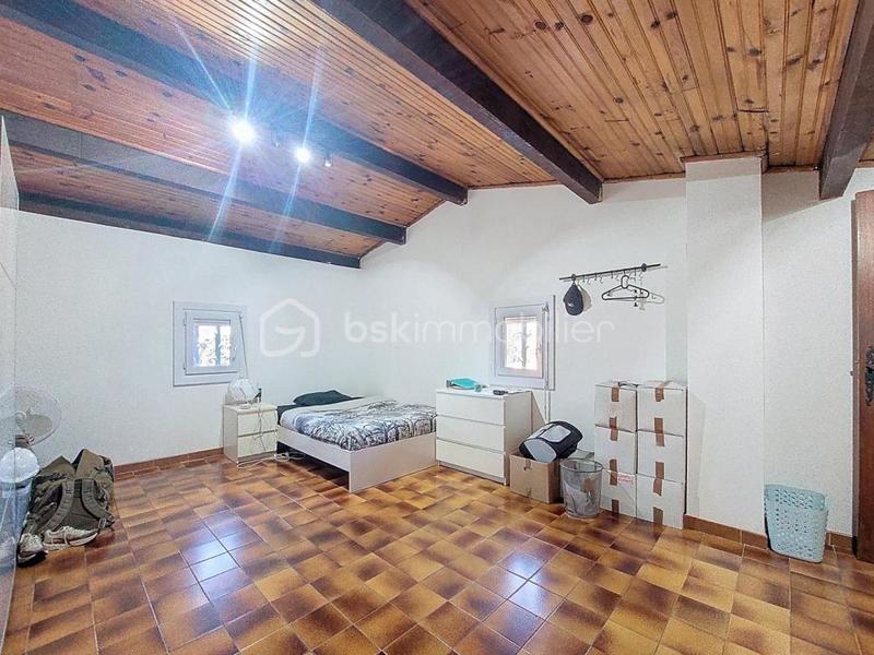 Maison - 143 m² - 7 pièces