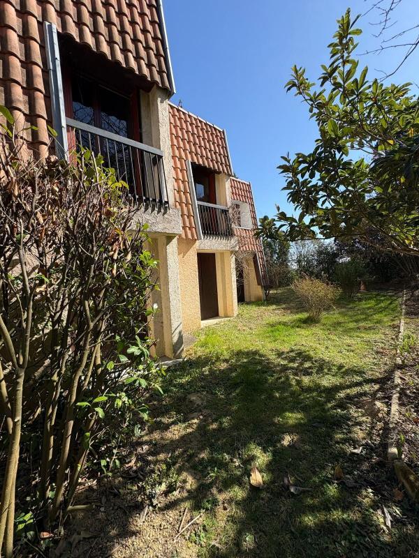 Maison d'architecte - 208 m² - 7 pièces