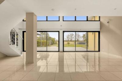 Maison - 184 m² - 6 pièces