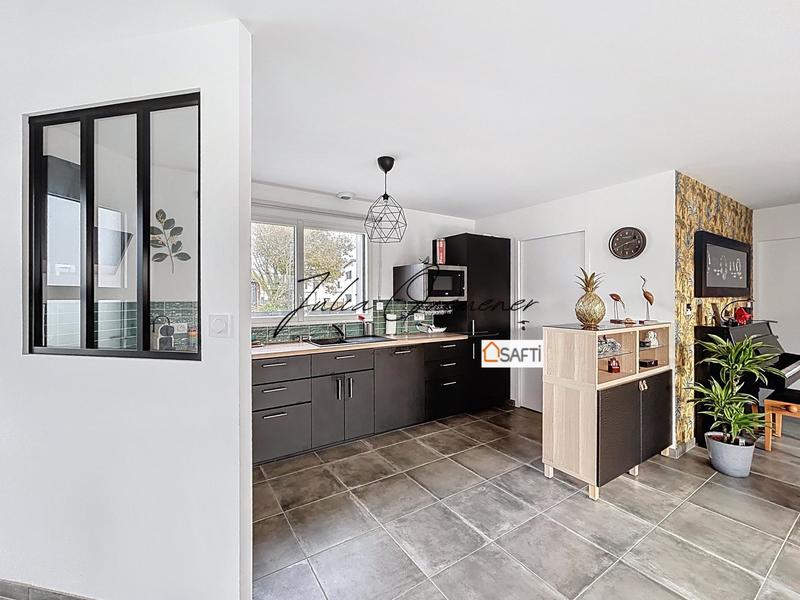 Maison - 100 m² - 5 pièces