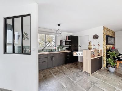 Maison - 100 m² - 5 pièces