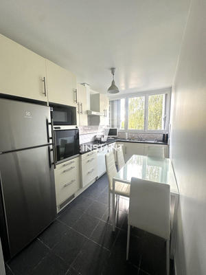 Appartement - 72 m² - 3 pièces